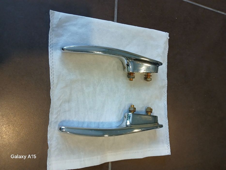 Pegas de Banheira Novas