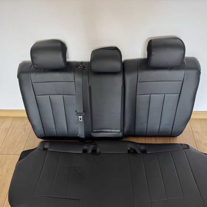 Komplet foteli Toyota Auris II combi + boczki