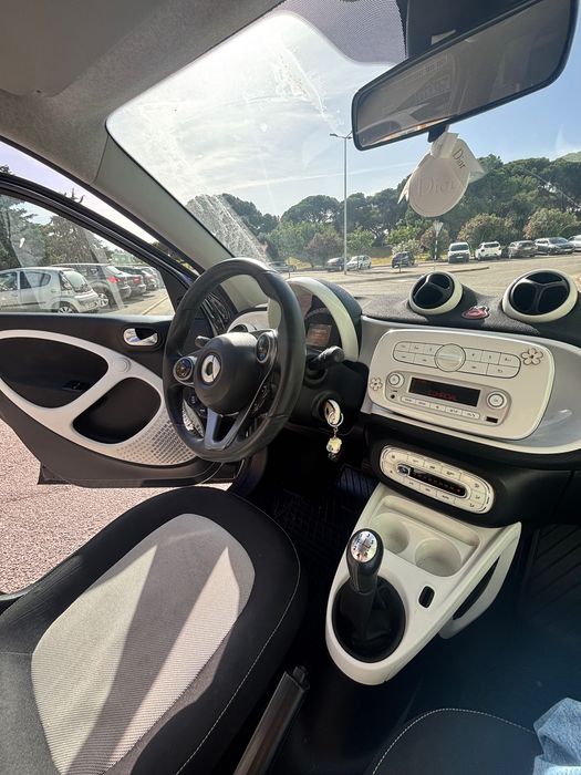 Smart forfour com 62,000km