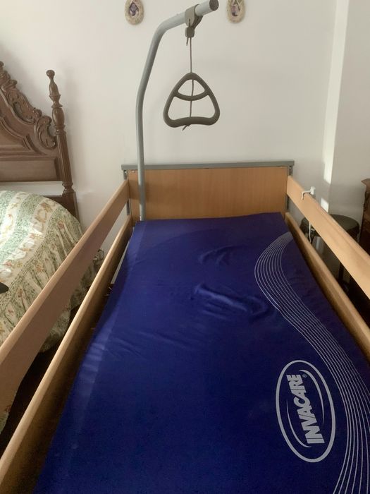 Cama articulada elétrica