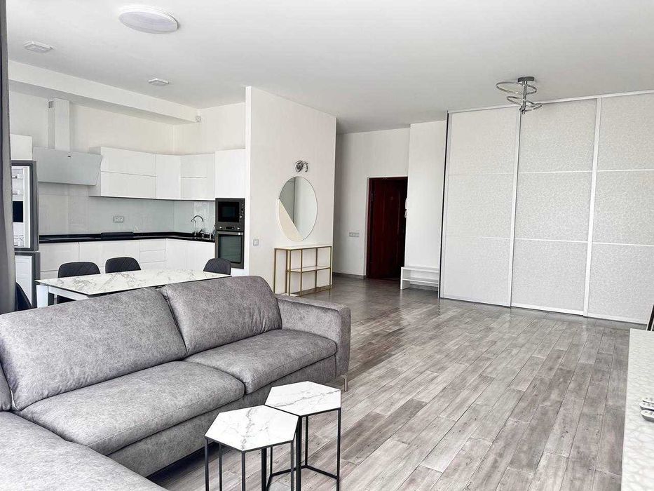 Оренда стильної трикімнатної квартири в центрі Печерський