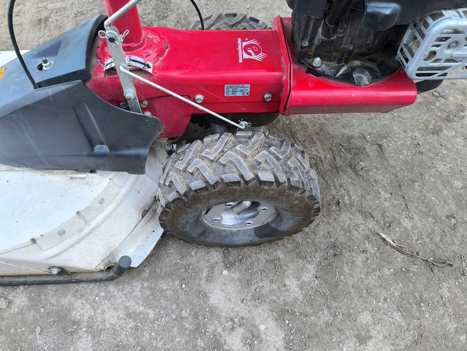 Capinadeira P70 EVO, Briggs & Stratton 850