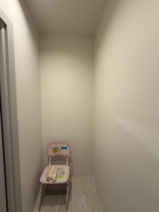 Продаж однокімнатної квартири поруч міського озера