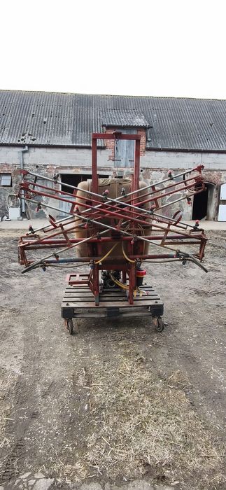Opryskiwacz 400l, oraz kolumna kierownicza c-360