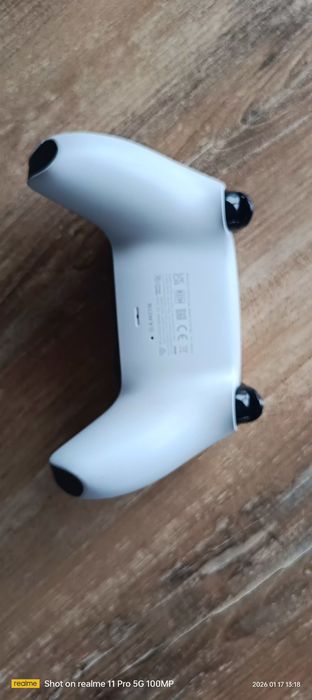 Pad ps5 uszkodzony