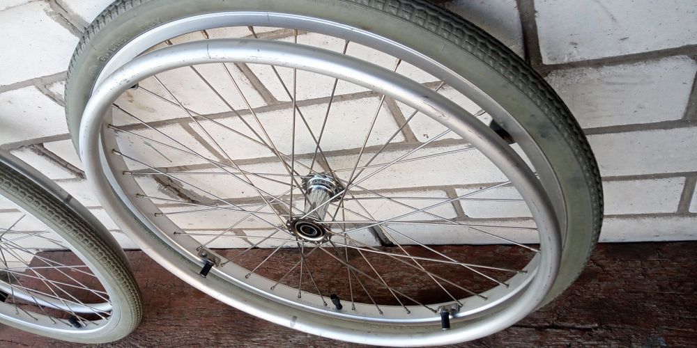 Колеса  инвалидной коляски 22" (Германия)