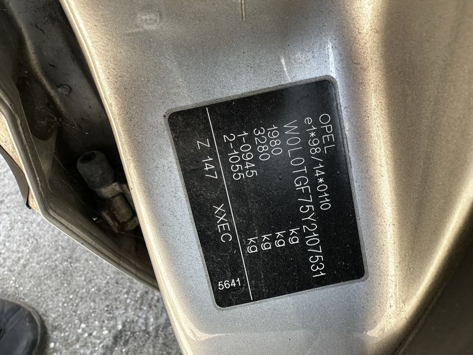 Drzwi Opel Zafira A Z147 przód tył