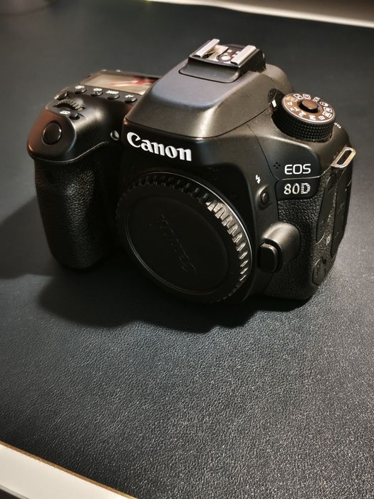 Canon EOS 80D Corpo