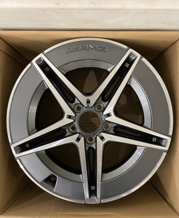 4 Jantes Mercedes AMG 18” originais novas