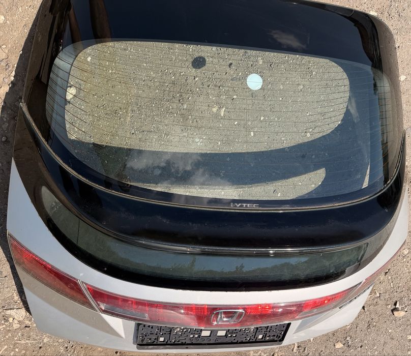 Кришка багажника в зборі Honda Civic 8