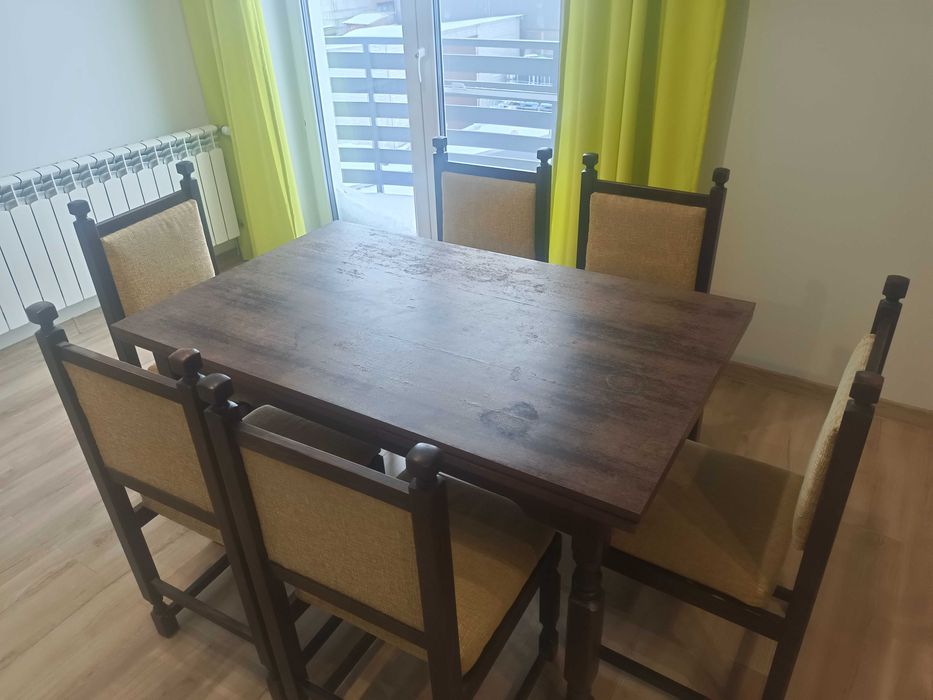 duży rozkładany stół z krzesłami drewniany 6 krzeseł solidny