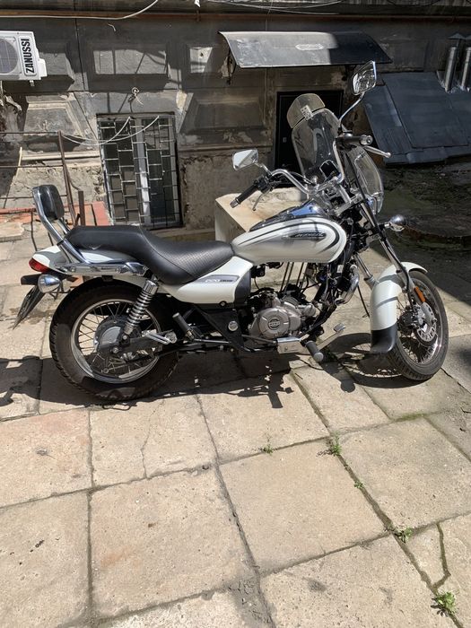 Bajaj Avenger 220 cruis 2020