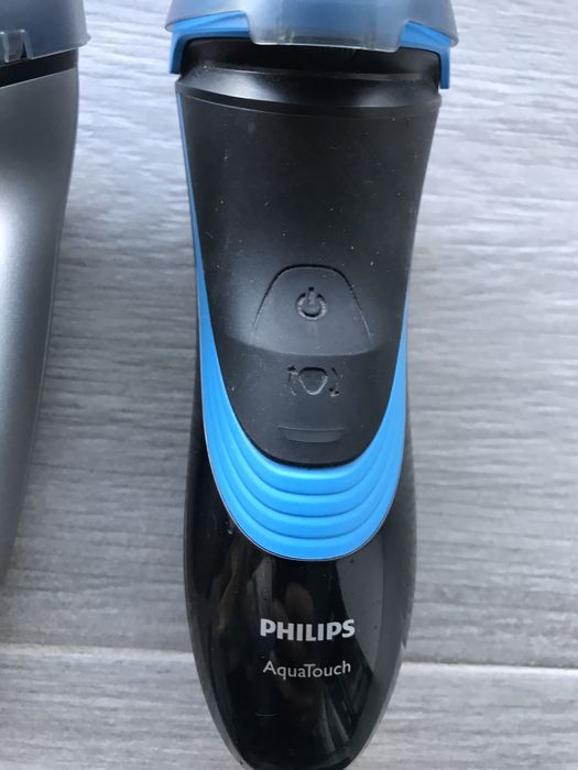 2 Maquina barbear philips (sao duas maquinas)