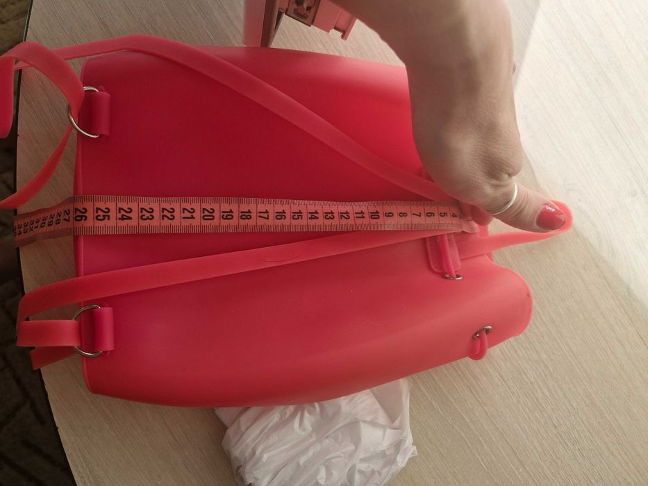 Силиконовый рюкзак розовый детский