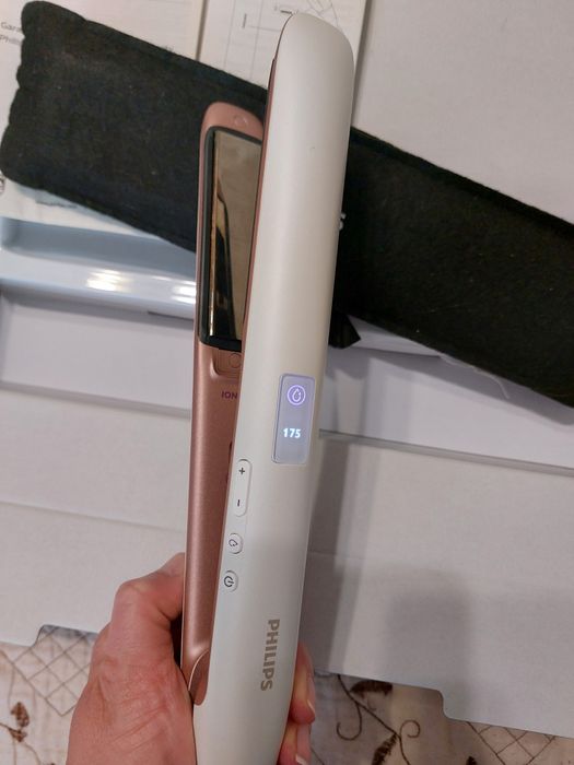 Стайлер Philips HP8374