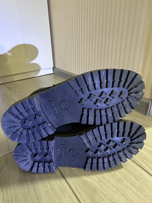 Жіночі чорні тімберленди 40 розміру