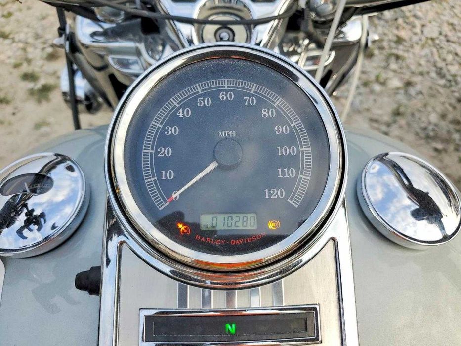 2011 Harley-Davidson FLHRC