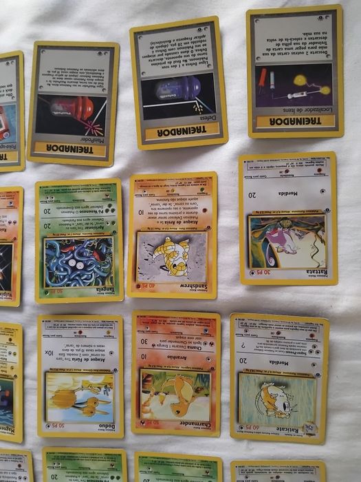 Lote de 34 cartas pokemon 1a edição portuguesa