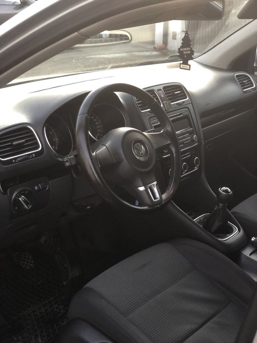 Volkswagen Golf VI 2011r 1.2 Tsi 105km
