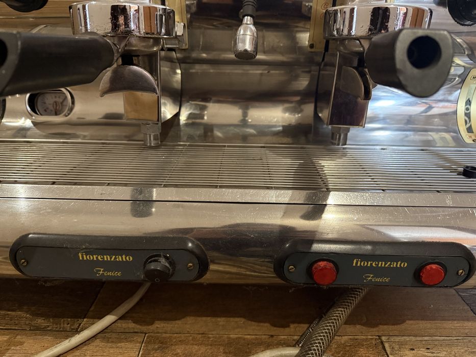 Продам кавомашину Fiorenzato