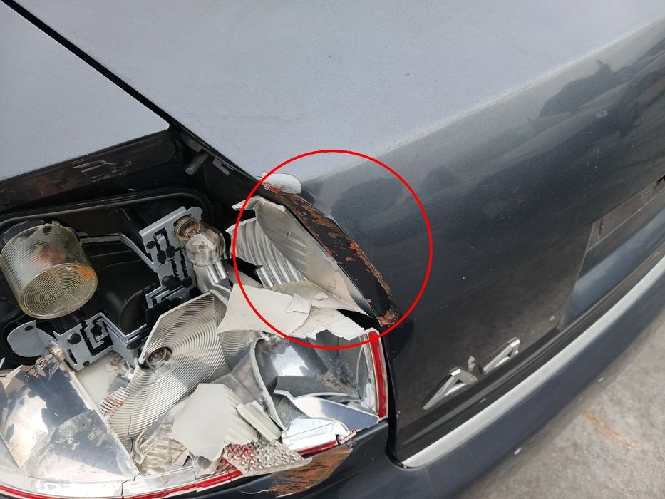 Porta / tampa da mala AUDI A4 (8E2, B6)