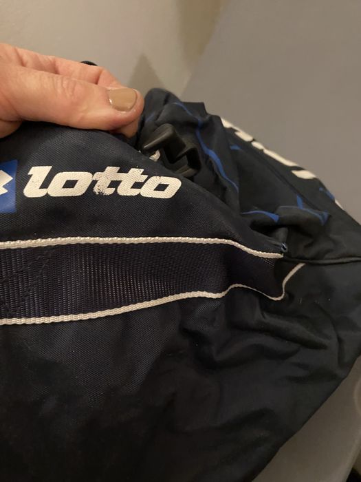 Mala azul ideal para ir ao ginasio ou ir de viagem