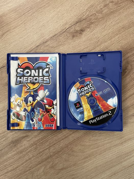 Jogo Sonic Heroes Playstation 2 (CIB)