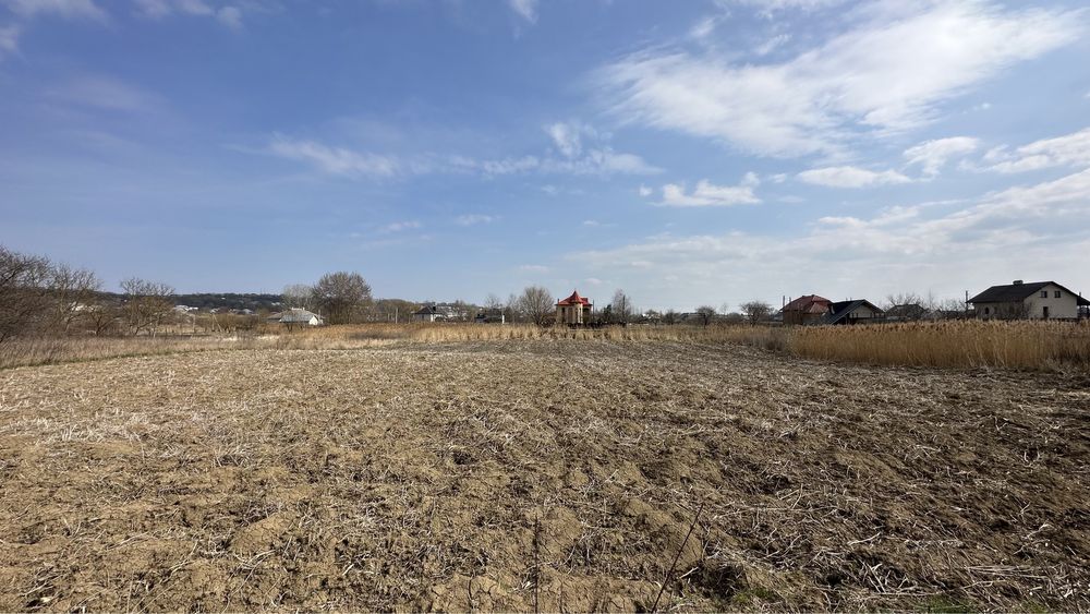 Продам земельну ділянку за містом (Магала) 500м від траси