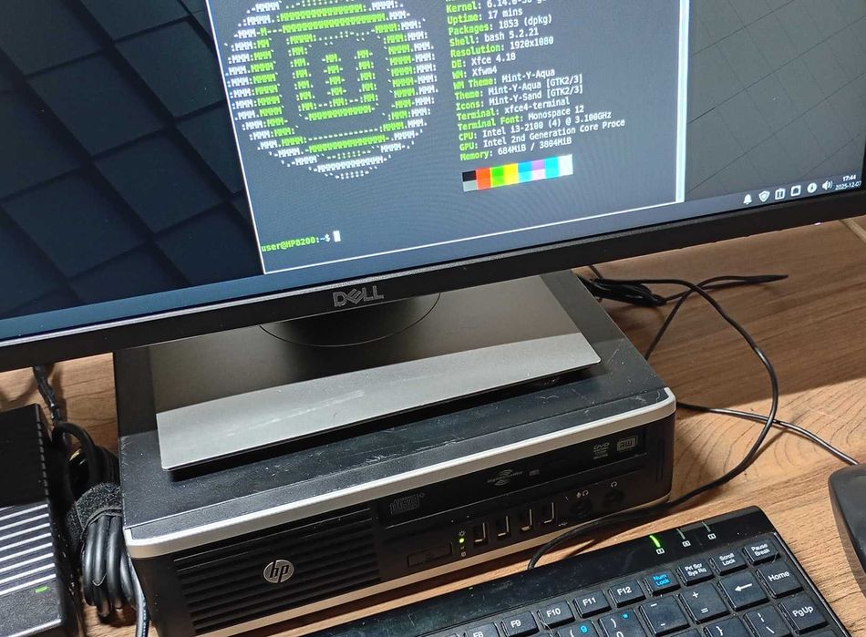 HP Compaq 8200 Elite USDT i3-2100/4GB/320