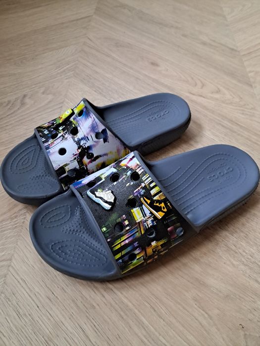 Klapki crocs 39/40 meta scape z przypinkami basenowe letnie