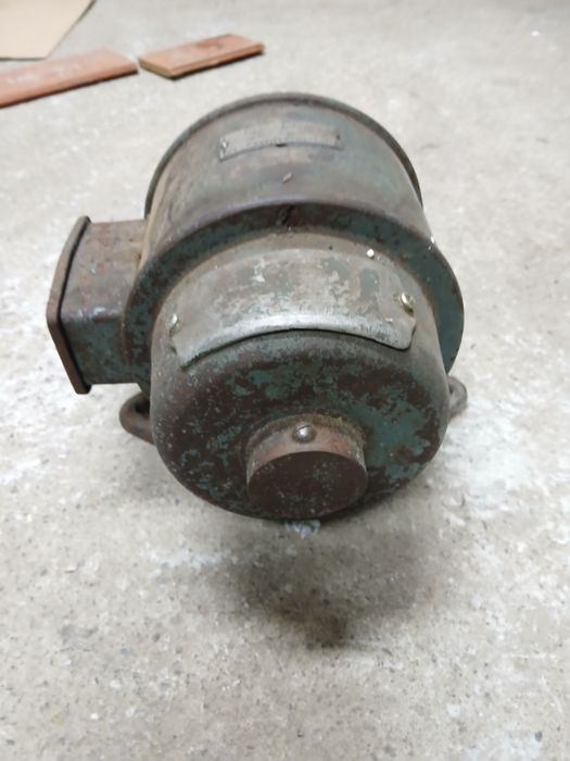 Silnik elektryczny 230 volt.