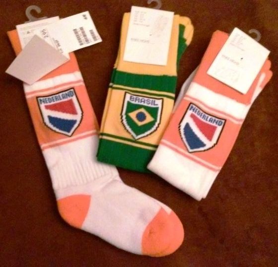 Гетры сборной Голландии из Германии (H&M)