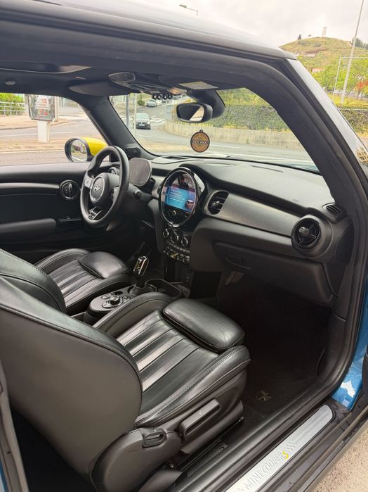 Mini Cooper SE (Elétrico)