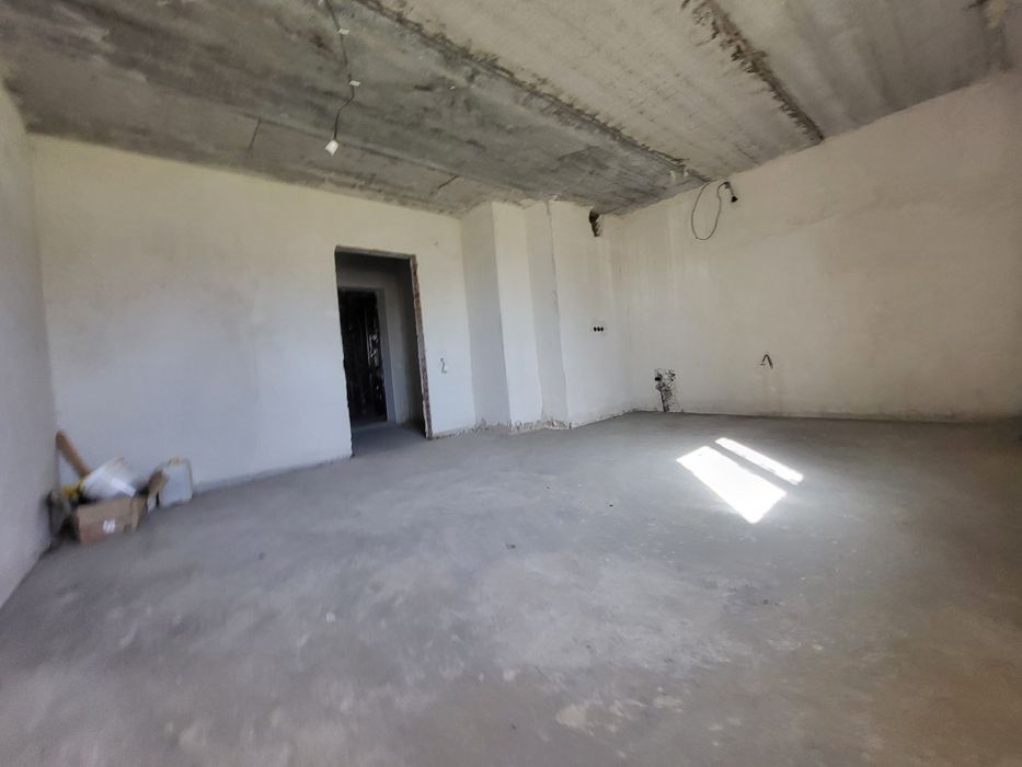 Продам  приміщення  в цоколі під житло, бізнес  в ЖК Буча Квартал