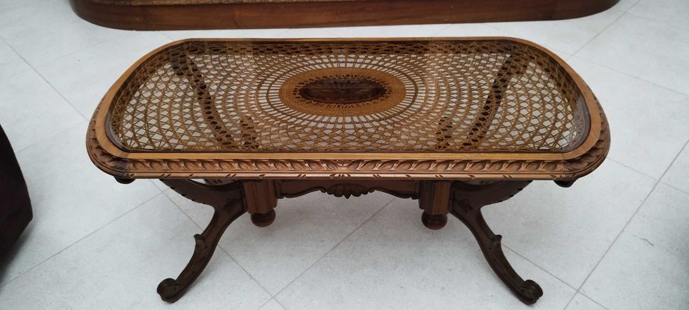 Móvel sala em madeira de nogueira + mesa centro