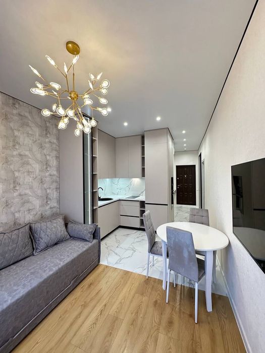 Квартира премиум-класса с дизайнерским ремонтом в 61-й жемчужине !!!