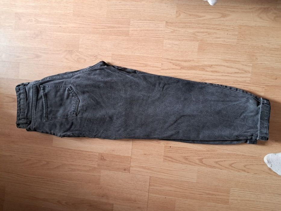 Джинси  Мом  Zara 34 розмір .
