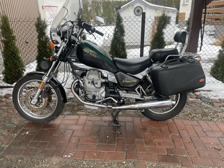 Moto Guzzi Nevada 750