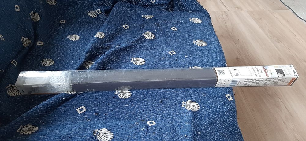 2 blackouts  novos em caixa  da Leroy