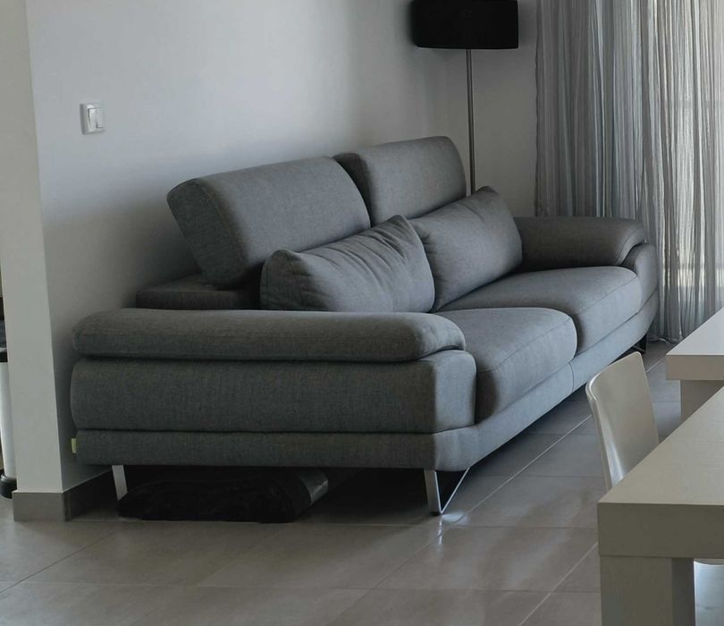 Sofá moderno 3 lugares Cinzento