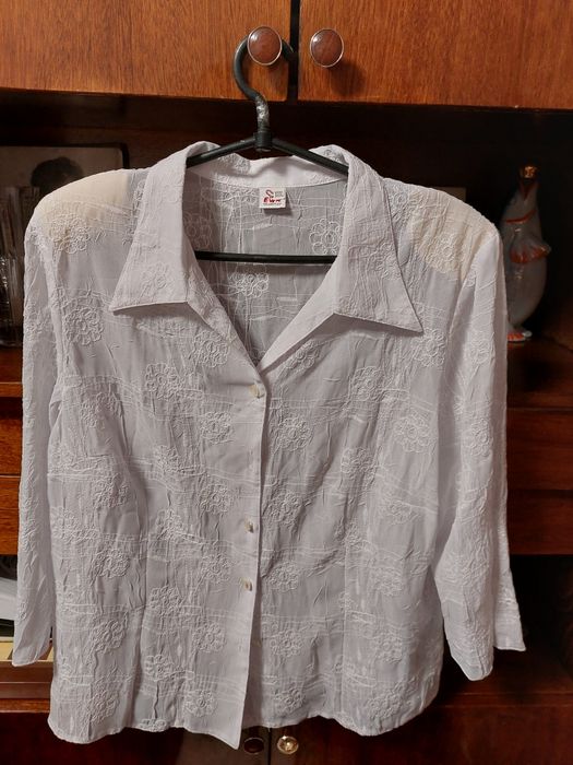 Блузки білі різні 52 -54р