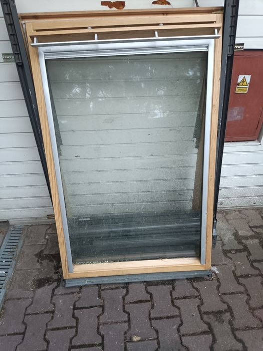 Okno dachowe velux 140x94 cm