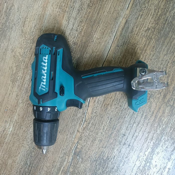 Makita Wkrętarka DF 331 D 10,8-12V
