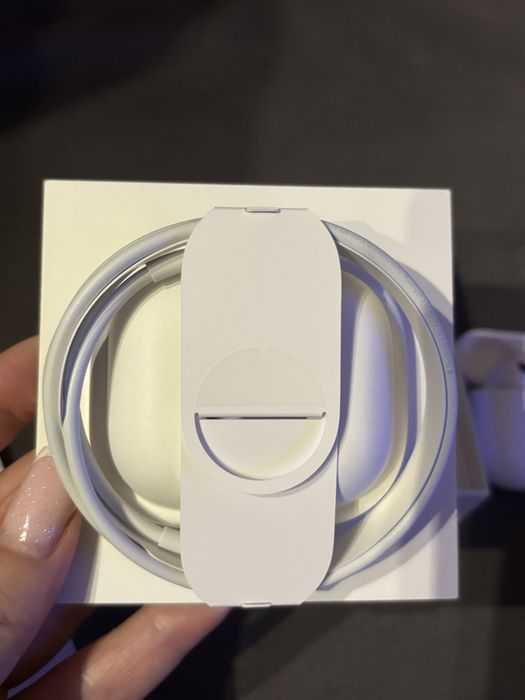 Apple airpods 3 sluchawki białe komplet