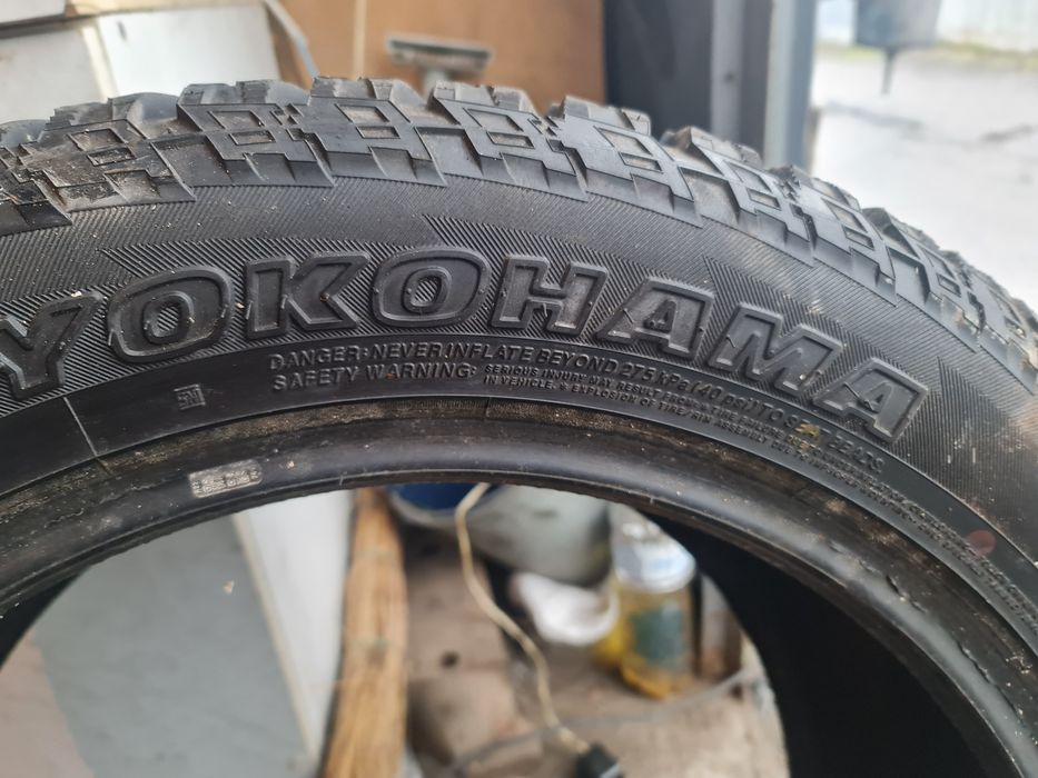 285/50 r20 yokohama g015