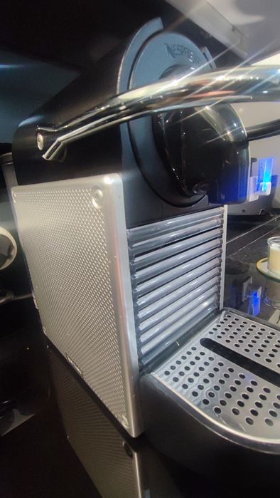 Maquina Café Nespresso Pixie (Excelente)