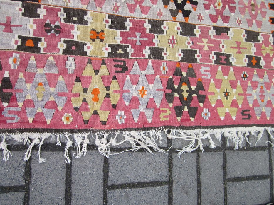 kilim Iran prawdziwy stary kilim ANTYK ręczna praca ..ze szparkam