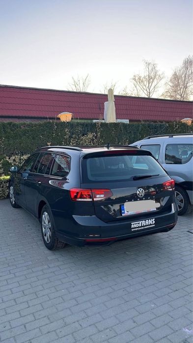 Wypożyczalnia Samochodów / Busów