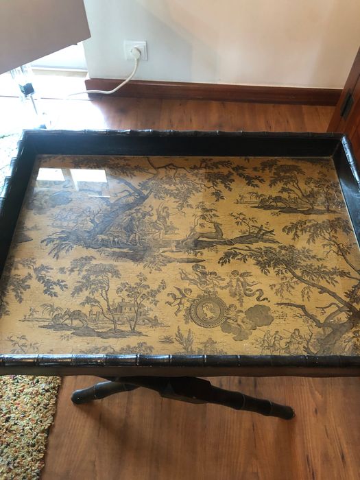 Tabuleiro móvel de decoração