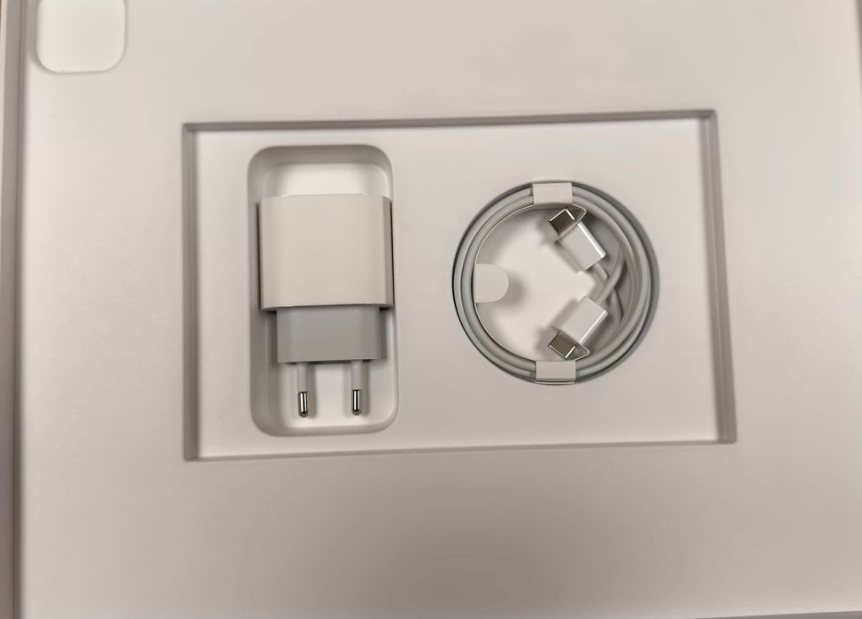 iPad Pro 12.9″ M1 Wi-Fi + Cellular 256 GB Rewelacja Olsztyn